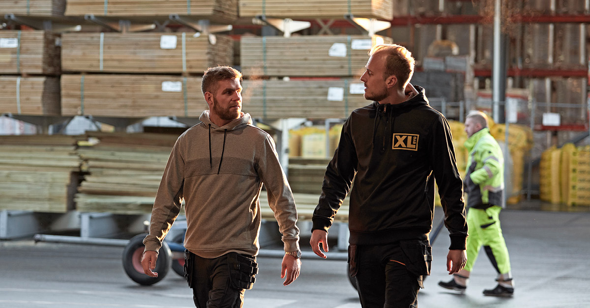 XL-BYG Øbro Træ logo